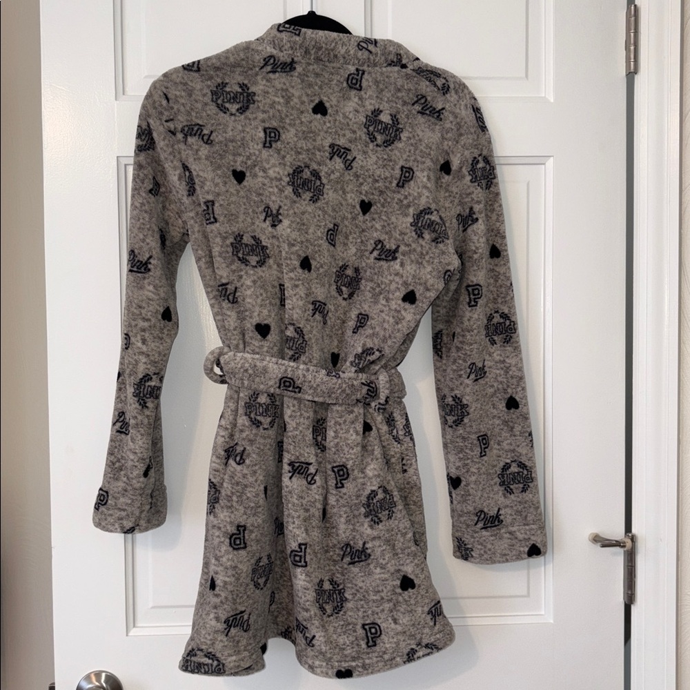 Pink Victorias Secret Robe - Picture 3 of 3